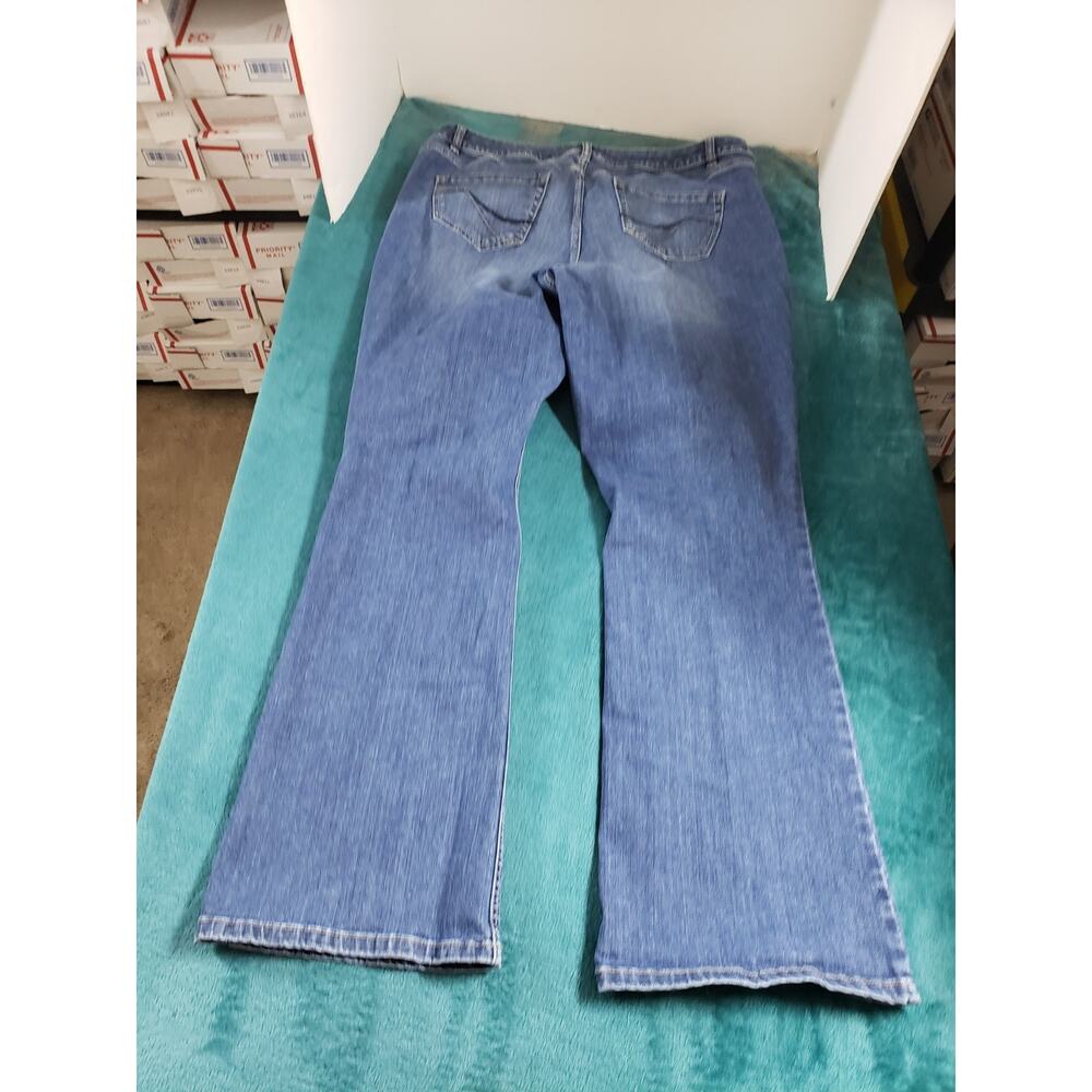Lane Bryant Jeans Size 16 Womens Blue Denim Stretch Pants Mid Rise Bootcut Flare - Picture 9 of 11